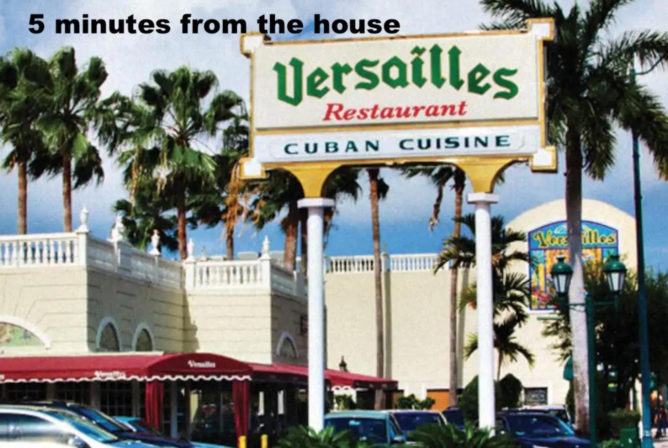 B1 Best Value On Private Bedroom With Private Bathroom In Little Havana, Miami Luaran gambar